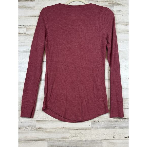 Time & Tru Thermal V Neck Snap Front M Pink - Picture 2 of 5